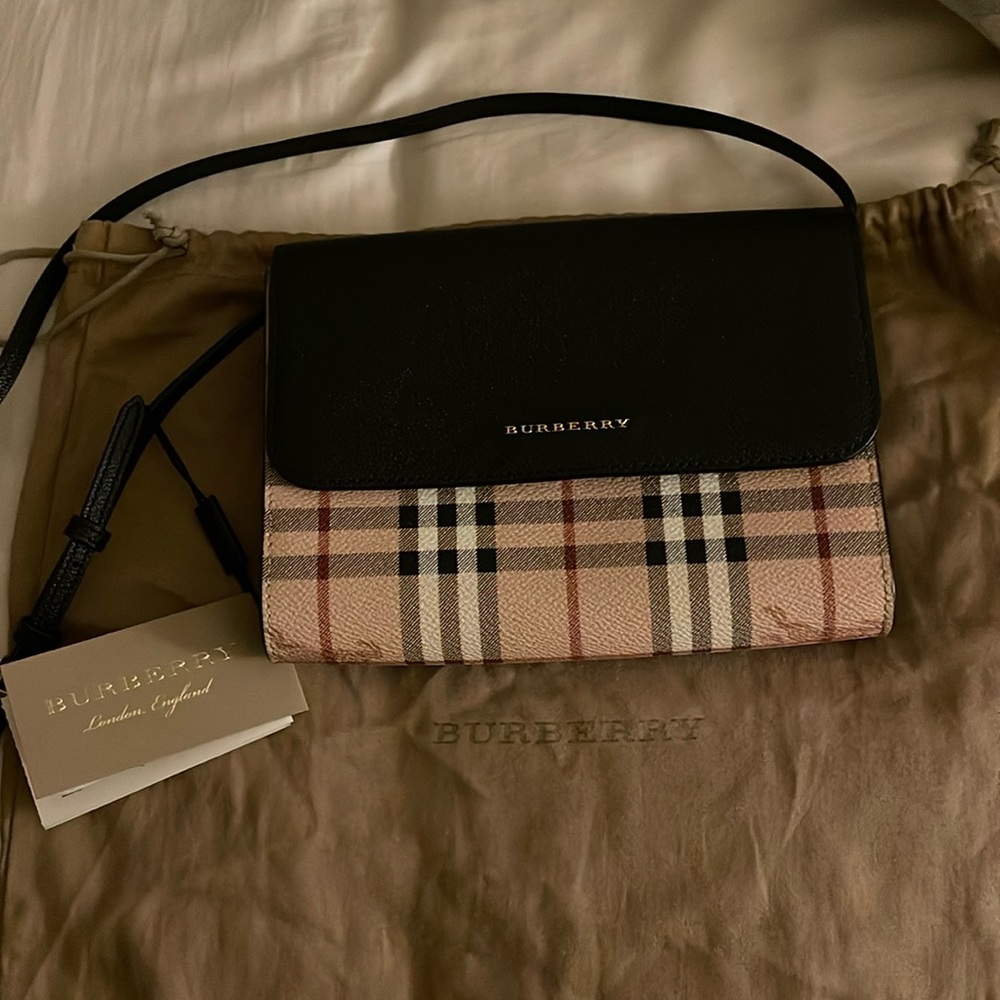 burberry loxley crossbody